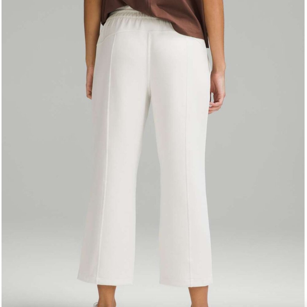 Lululemon Softstreme High-Rise Straight Leg Crop, Bone
